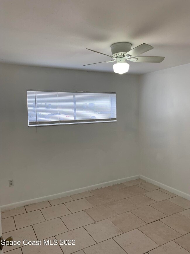 Building Photo - 180 Minna Ln