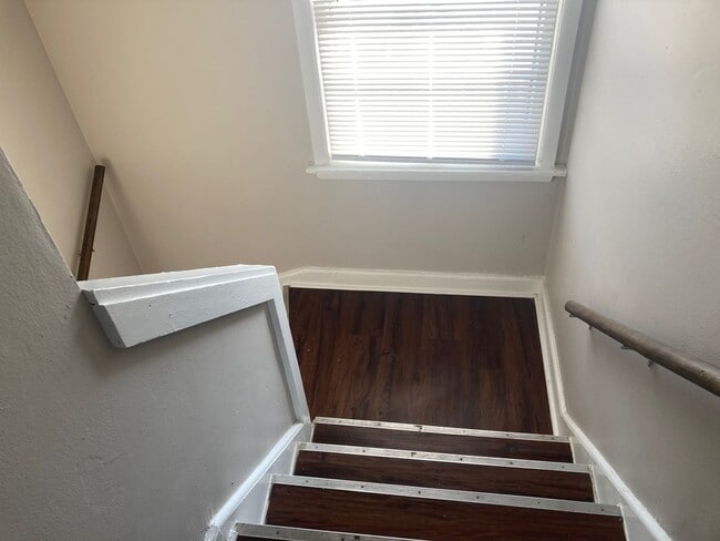 Building Photo - 24 N 60th St