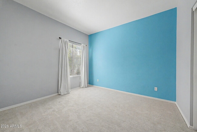 Building Photo - 9600 N 96th St