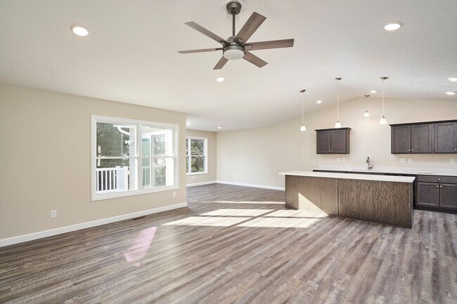 Building Photo - 5048 Catawba Pl Ln
