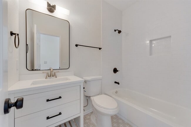 Building Photo - 7307 Cresson Dr