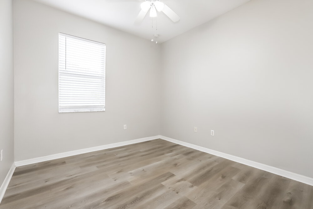 Building Photo - 2459 Hamlet Cir
