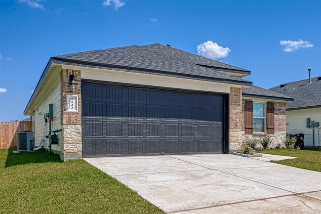 Building Photo - 1123 Lipizzan Ln
