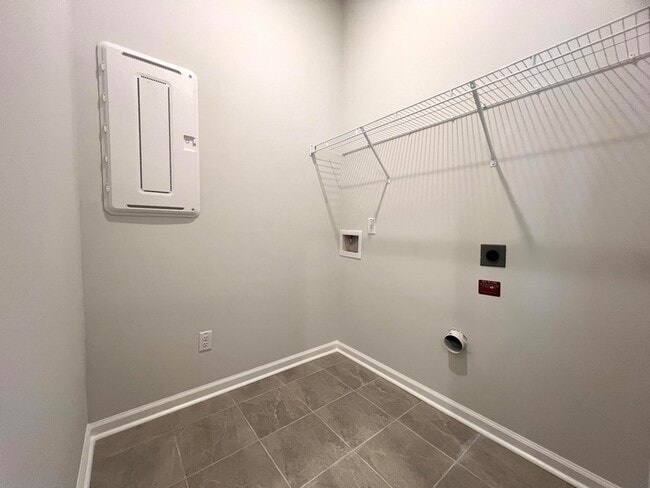 Building Photo - 4008 Flatiron Dr