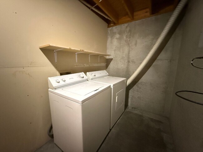 Building Photo - West Torrance Duplex