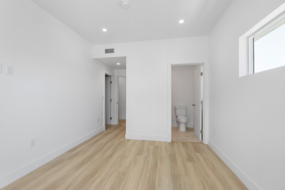 Building Photo - 10961 Calvert St