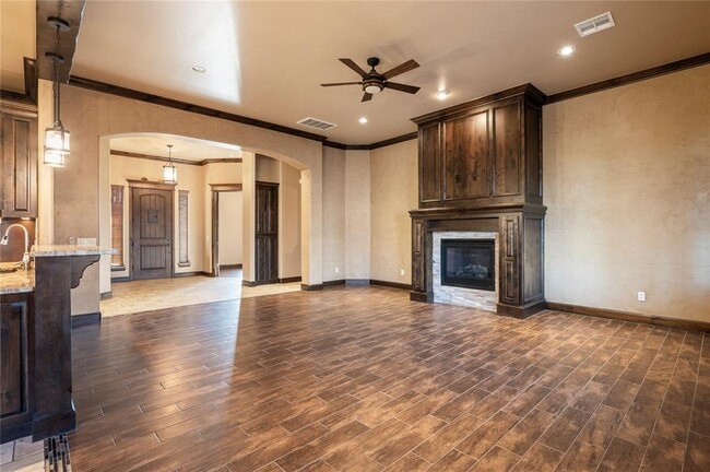 Building Photo - 11809 Dunbar Ct