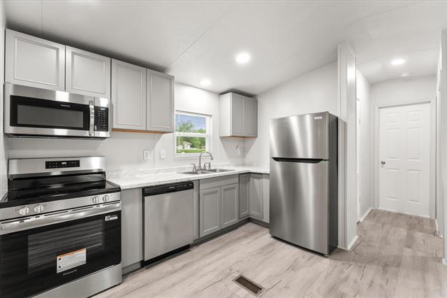 Building Photo - 367 Box Rd