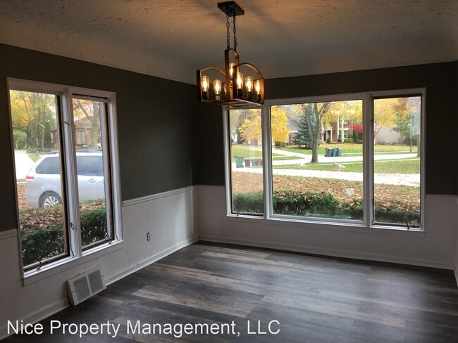 Building Photo - 3 br, 2.5 bath House - 2571 Haverford Dr