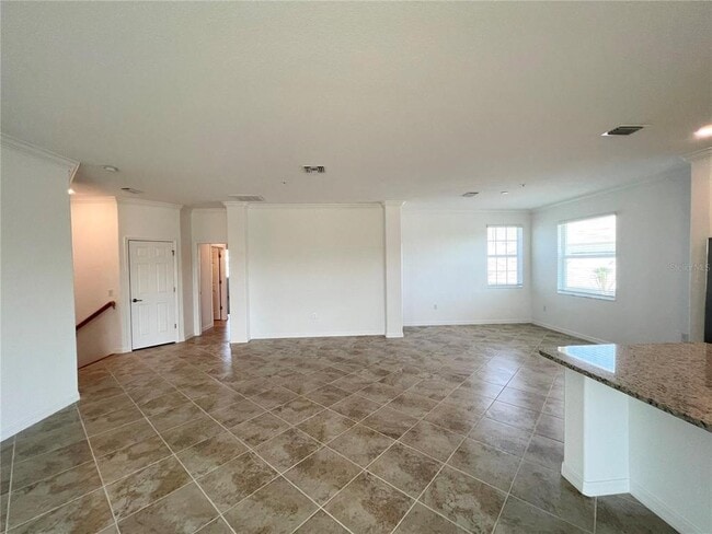 Building Photo - 14640 Sycamore Ct