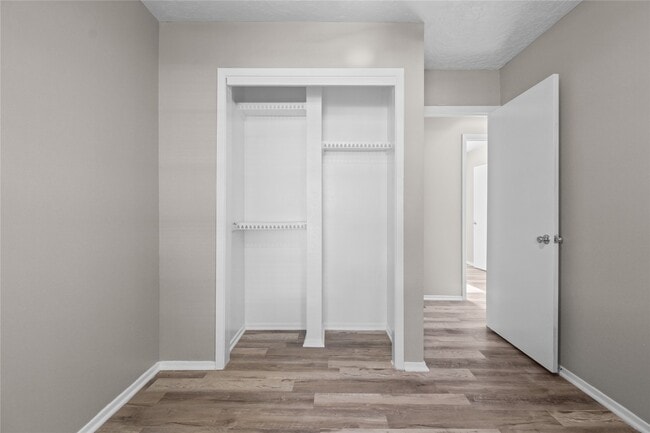 Building Photo - 15423 Campden Hill Rd