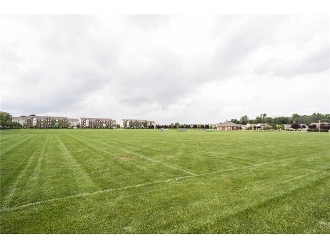 Building Photo - 13334 E Golden Gate Dr