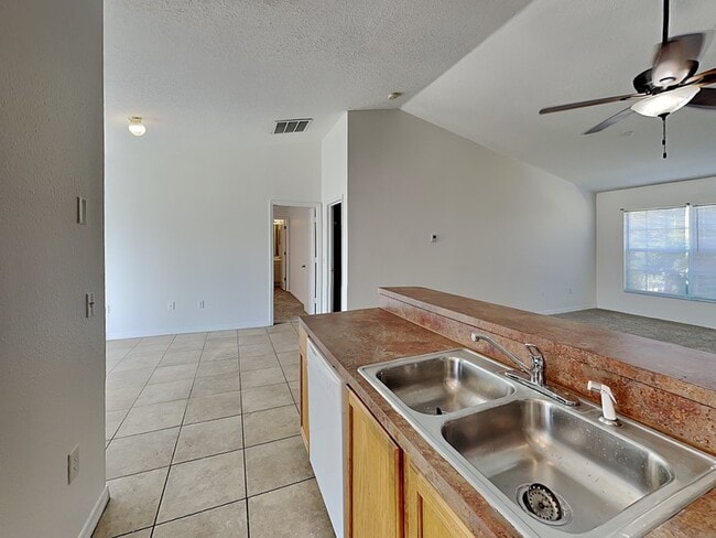 Building Photo - 1406 Orlando Pl