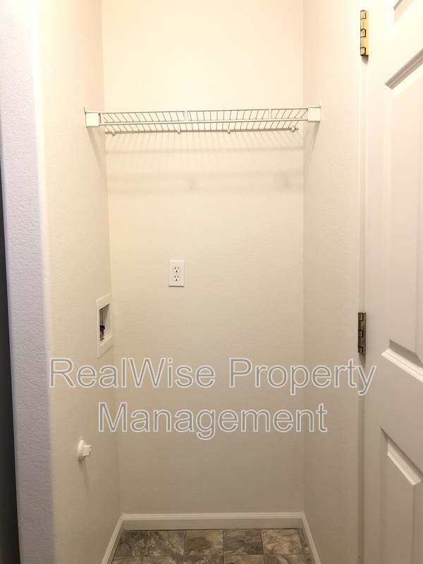 Building Photo - 2444 SW 23rd St