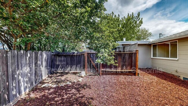 Building Photo - 3125 Hoen Ave