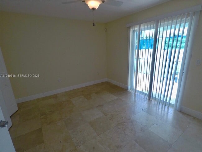 Building Photo - 2758 W Trade Ave