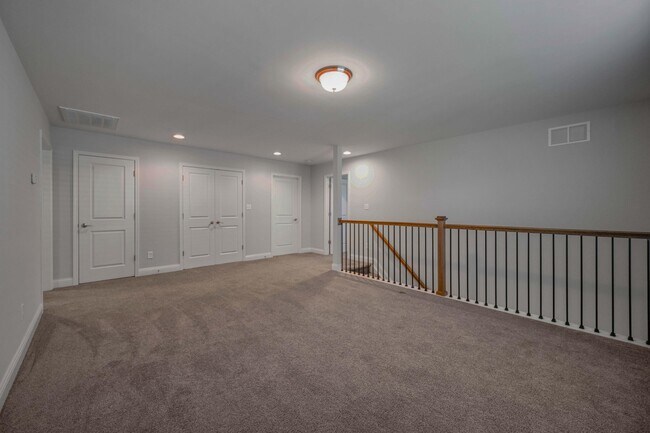 Building Photo - 4155 Sperling Dr