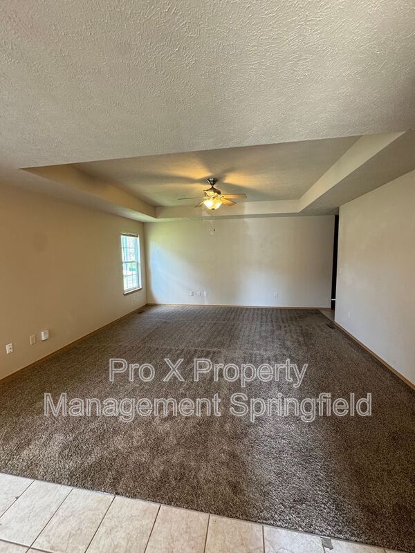 Building Photo - 3976 S Jonathan Ave