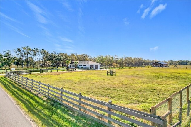 Building Photo - 8440 Florida Boys Ranch Rd