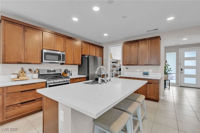 Building Photo - 1309 Azure Jay Ave