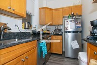 Building Photo - Beautifully updated 1 bed in Brighton.