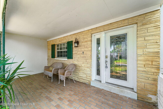 Building Photo - 2645 Driftwood Dr