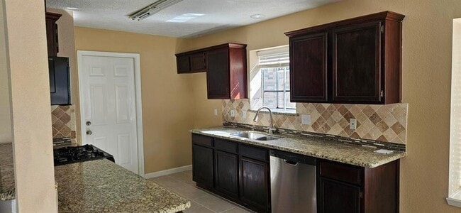 Building Photo - 2531 Northern Dr