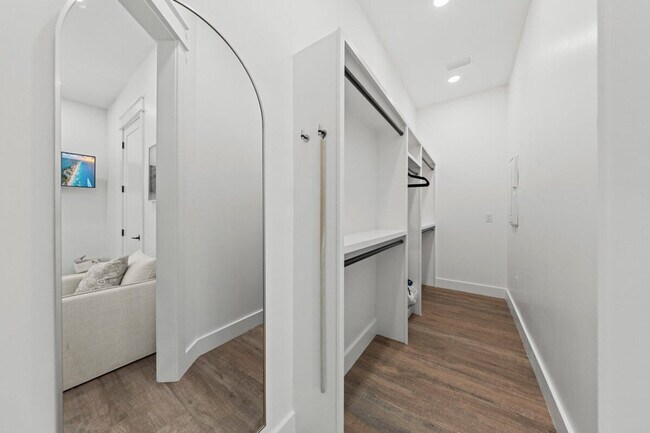 Building Photo - 783 Indian Woman Rd