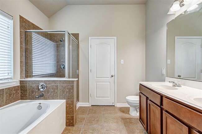 Building Photo - 22402 Lavaca Ranch Ln