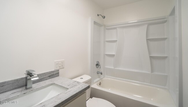 Building Photo - 6810 N 35th Ave