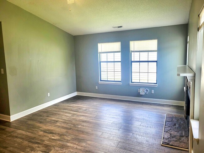 Building Photo - 3004 Steeple Chase Ct
