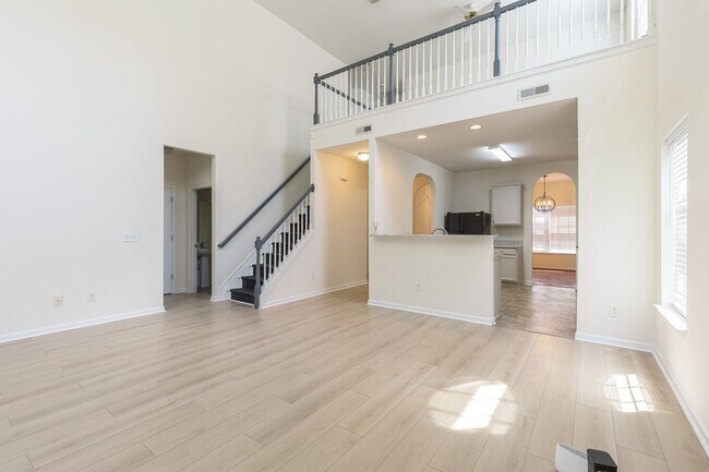 Building Photo - 5907 Landerwood Dr