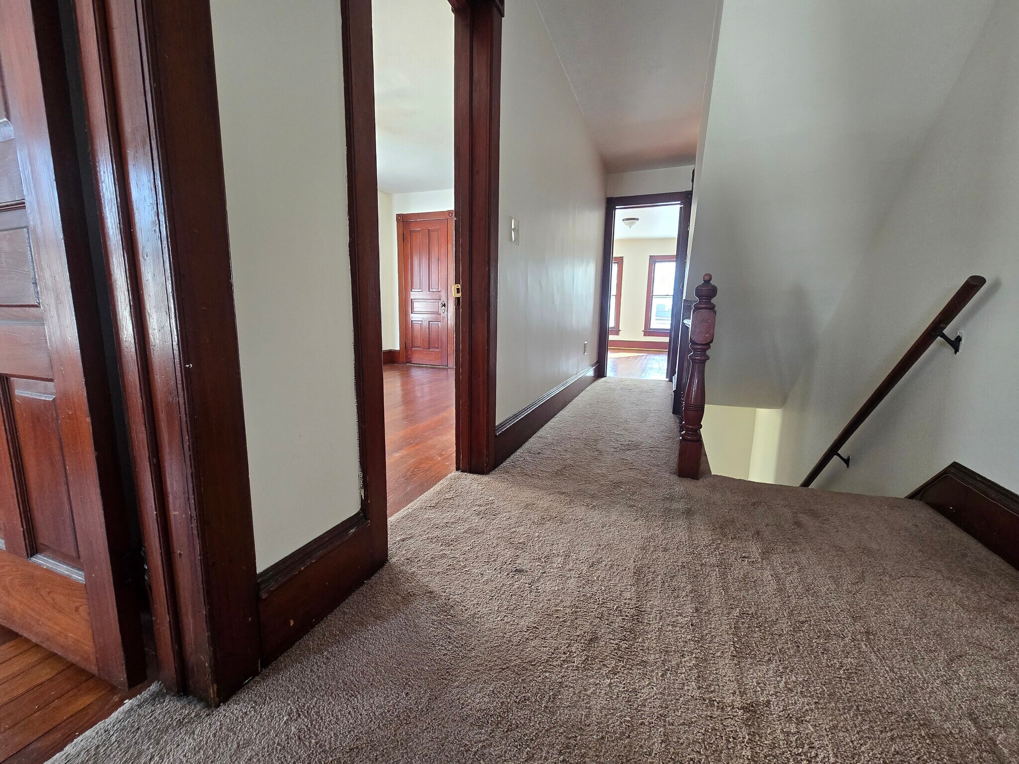 Building Photo - 146 Analomink St