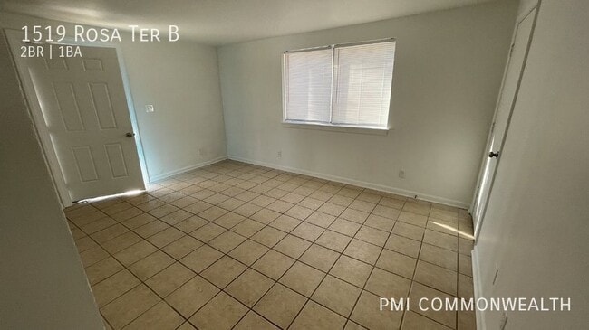 Building Photo - 1519 Rosa Terrace