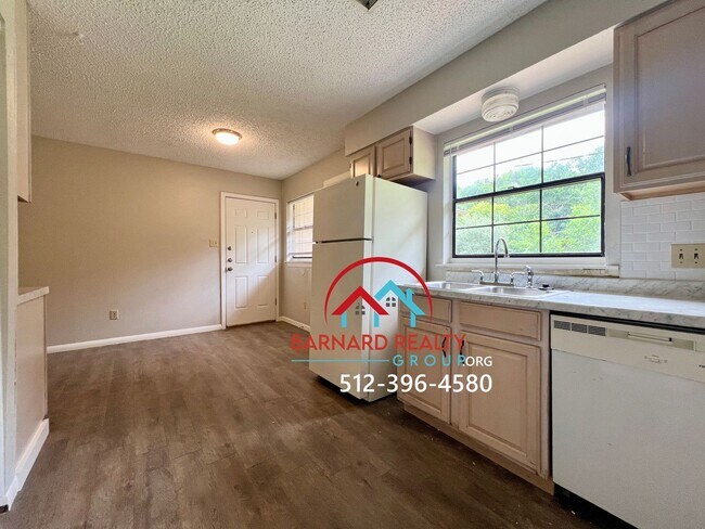 Building Photo - 110 Whitetail Dr