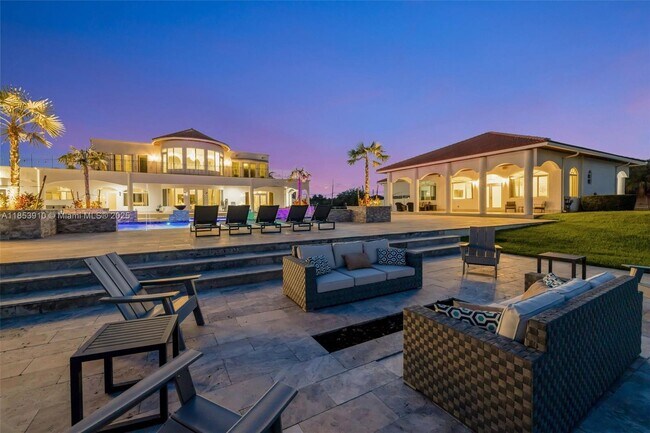Building Photo - 4610 SW 178th Ave