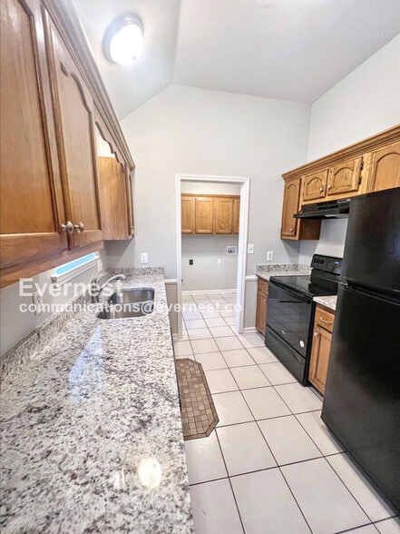 Building Photo - 7689 Ragland Pl