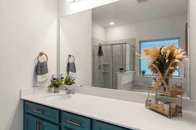 Building Photo - 1216 Johnson Dr