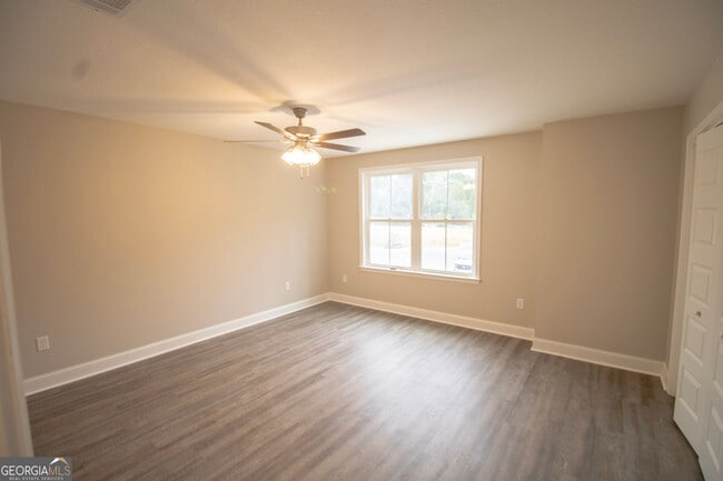 Building Photo - 142 Gentilly Rd