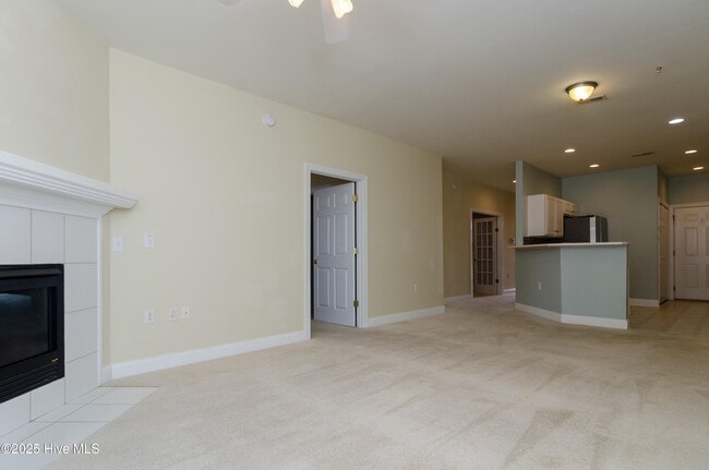 Building Photo - 204 Hilliard Ct