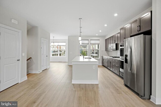 Building Photo - 1548 Meadowlark Glen Rd