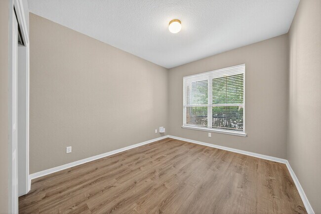 Building Photo - 5930 Tranquil Dawn