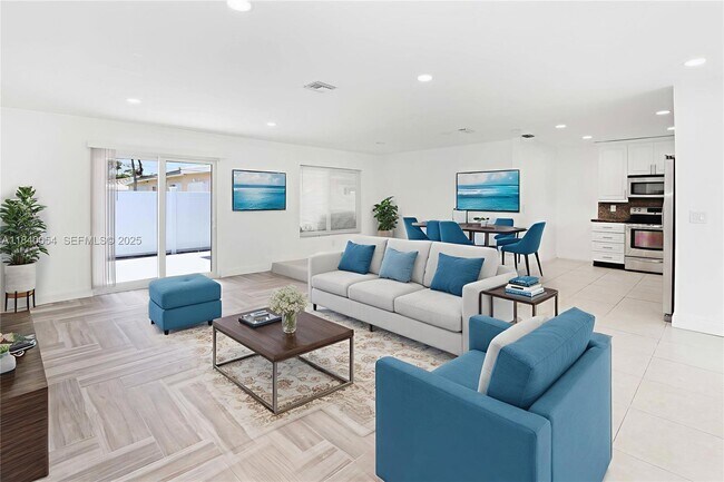 Building Photo - 1110 S 14th Ave