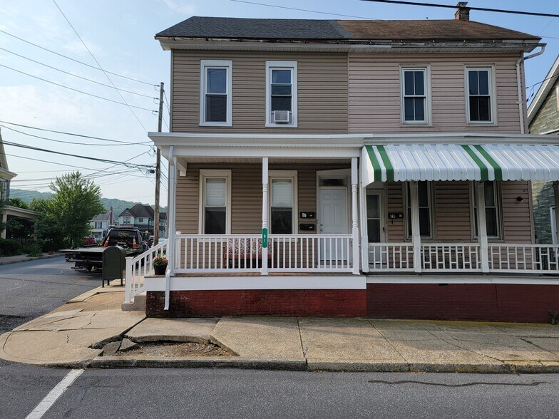 Building Photo - 81 N Church St