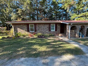 Building Photo - Perfectly Located Carrollton City Duplex!