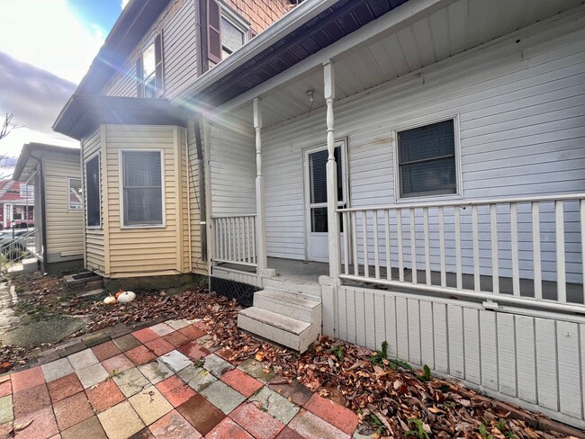 Building Photo - New Brighton - 2 Bedroom 1 Bathroom - Hous...