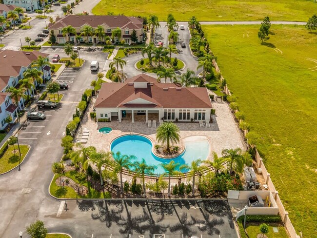 Building Photo - 3211 Oyster Ln