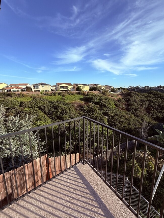 Building Photo - 4447 Hedionda Ct