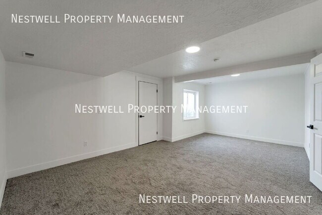 Building Photo - 353 Redberry Rd