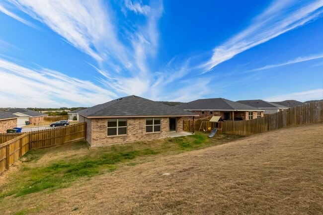 Building Photo - 1733 Dryden Ave